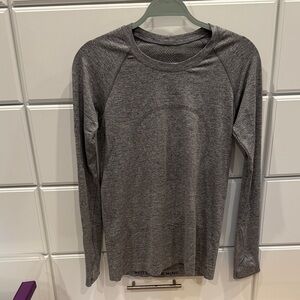 LULU Lemon Heather Gray Long Sleeve